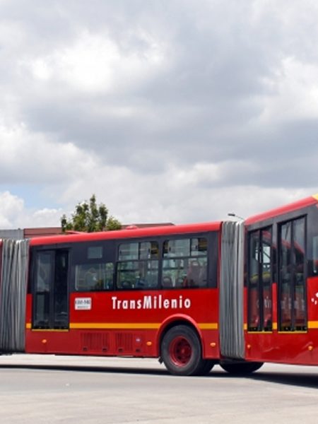 naturgas-firma-pacto-por-la-calidad-del-aire-en-bogota calidad-del-aire-en-bogota