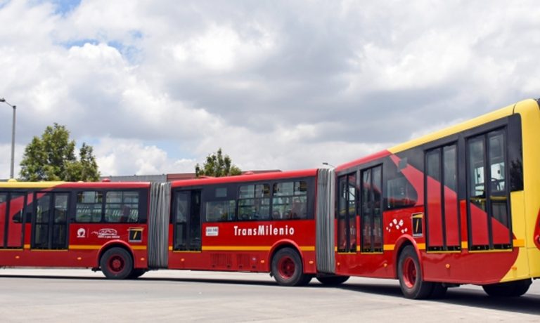 naturgas-firma-pacto-por-la-calidad-del-aire-en-bogota calidad-del-aire-en-bogota