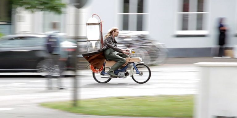 esta-moto-funciona-con-gas-extraido-de-lagos-y-pantanos Naturgas