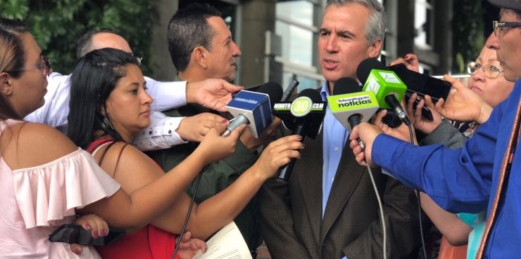 naturgas-firma-memorando-de-entendimiento-para-mejorar-la-calidad-del-aire-en-el-valle-de-aburra Naturgas