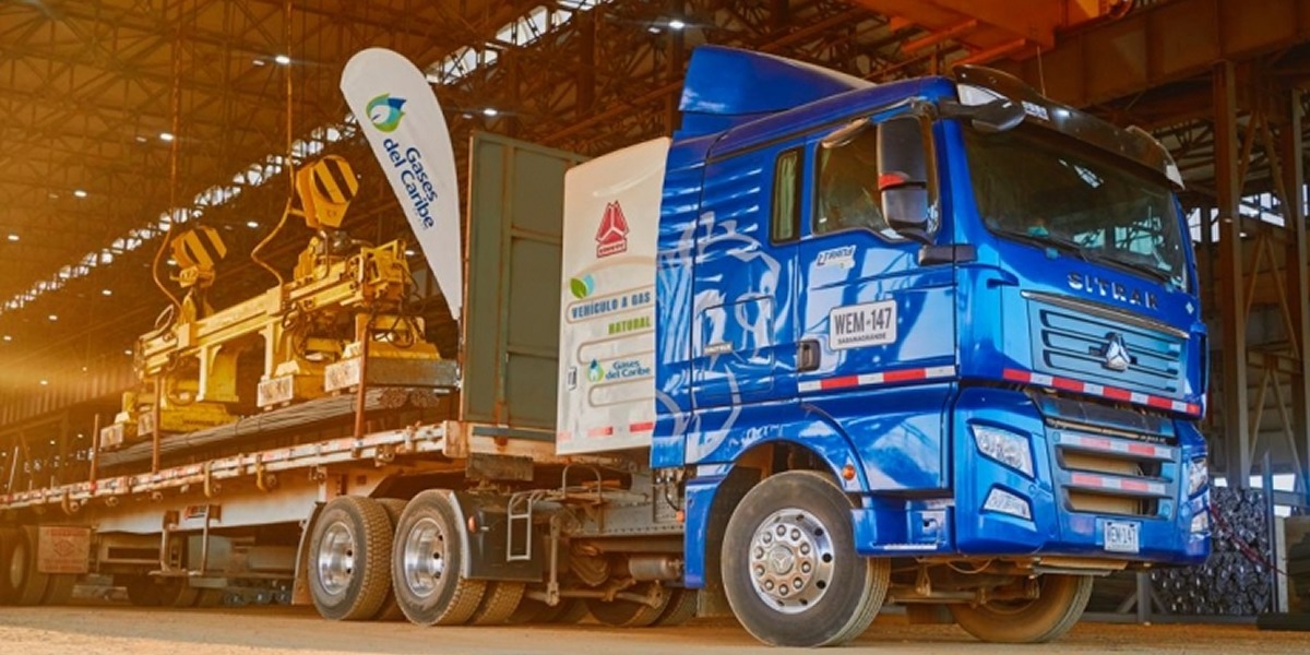 empresas-del-sector-se-unen-para-otorgar-bonos-de-conversion-a-gas-natural-vehicular-para-flotas-corporativas Naturgas