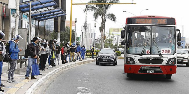 74-buses-del-corredor-rojo Naturgas