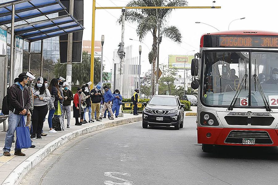 74-buses-del-corredor-rojo Naturgas