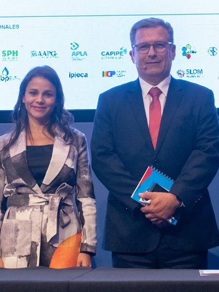 arpel-y-naturgas-firman-memorando-de-entendimiento-para-fortalecer-el-rol-del-gas-natural-en-america-latina Naturgas