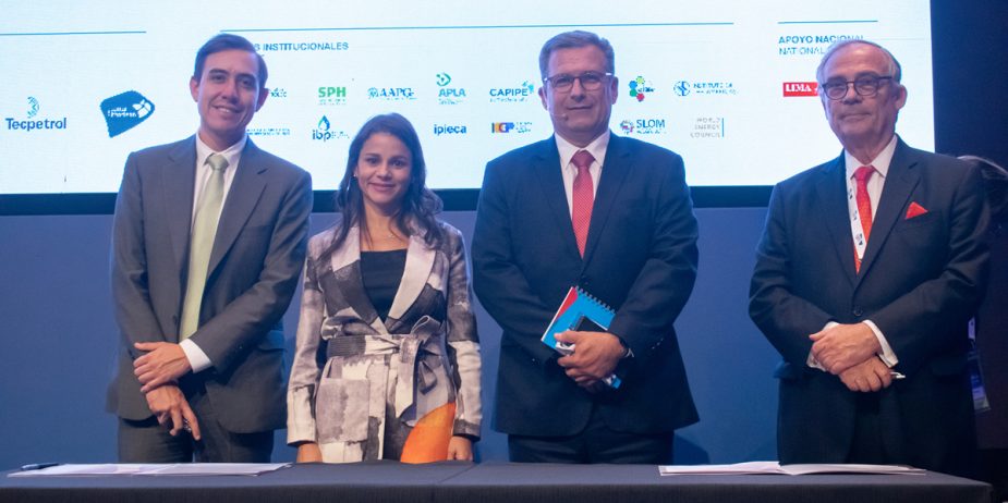 arpel-y-naturgas-firman-memorando-de-entendimiento-para-fortalecer-el-rol-del-gas-natural-en-america-latina Naturgas