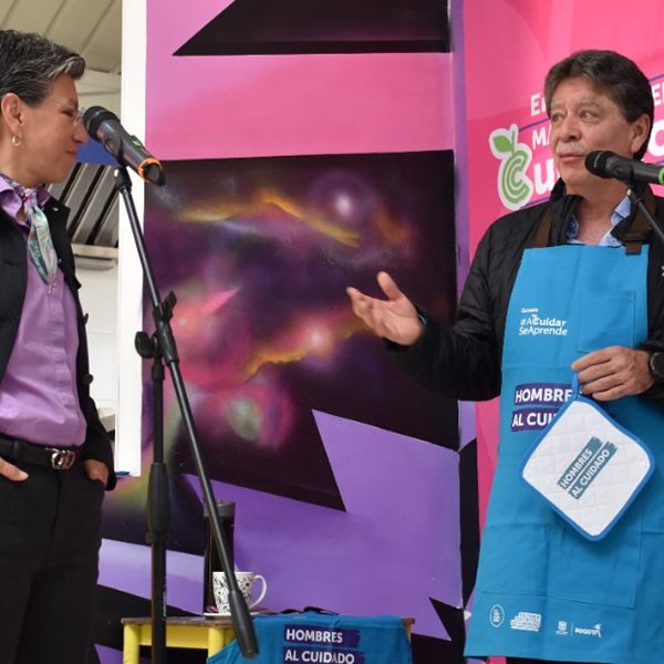 En alianza con la ANDI y Vanti, la Manzana del Cuidado de Los Maìrtires estrena lavanderiìa, cocina y sistema de calefaccioìn para mejorar la vida de las mujeres cuidadoras y sus familias Naturgas