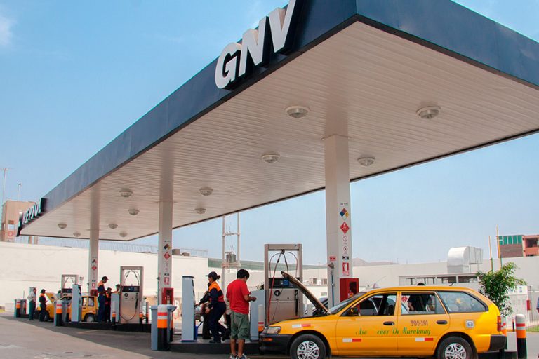 Apostar por el gas natural vehicular es una elección natural