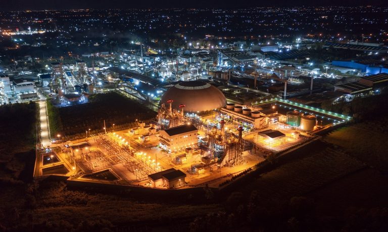 Electric power plant substation illumination, Export-oriented ma Electric power plant substation illumination, Export-oriented ma