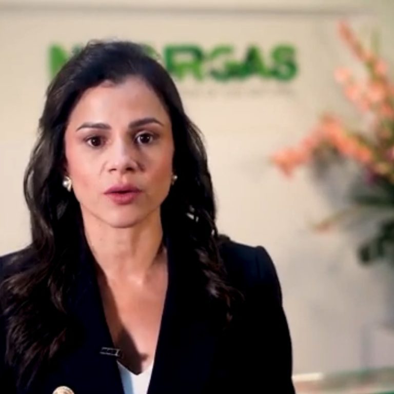 no-nos-podemos-quedar-de-brazos-cruzados no-nos-podemos-quedar-de-brazos-cruzados