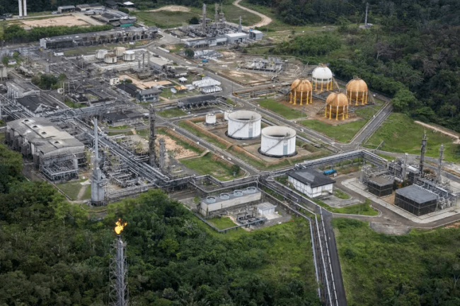 Brasil aumenta su producción de gas y petróleo y señala al carbón como «el enemigo real» Brasil aumenta su producción de gas y petróleo y señala al carbón como "el enemigo real"