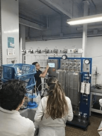 En Medellín crean planta para producir combustibles a partir de hidrógeno y aceites residuales