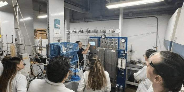 En Medellín crean planta para producir combustibles a partir de hidrógeno y aceites residuales En Medellín crean planta para producir combustibles a partir de hidrógeno y aceites residuales