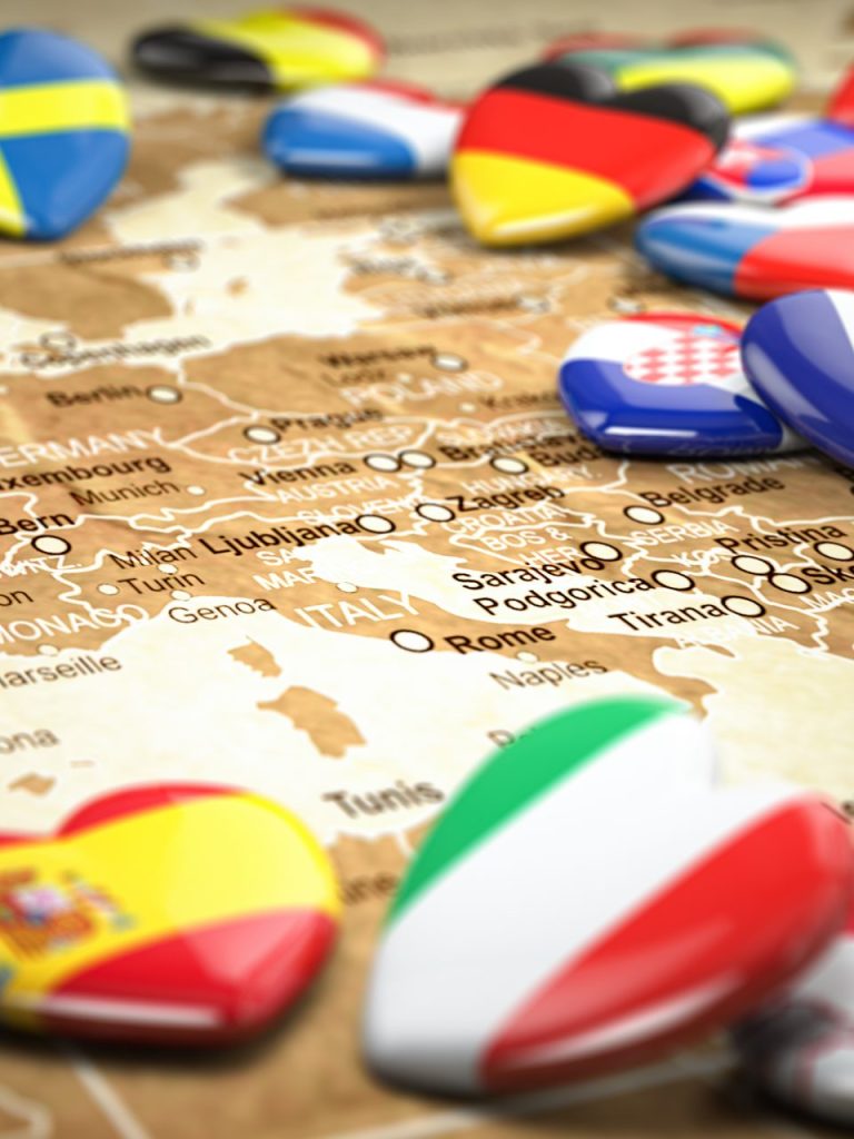 Catar busca elevar la producción de gas y dice que Europa necesitará más GNL