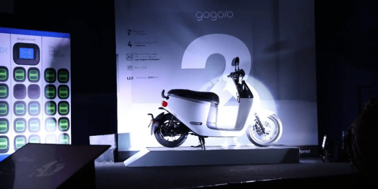 Avance sostenible: el intercambio de baterías que revoluciona la movilidad en Colombia