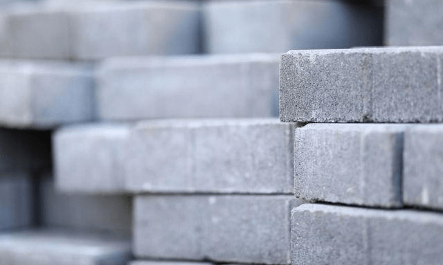 Startup develops thermal battery hotter than boiling steel that could revolutionize energy sector: ‘There’s nothing that’ll burn out’ Startup develops thermal battery hotter than boiling steel that could revolutionize energy sector: 'There's nothing that'll burn out'