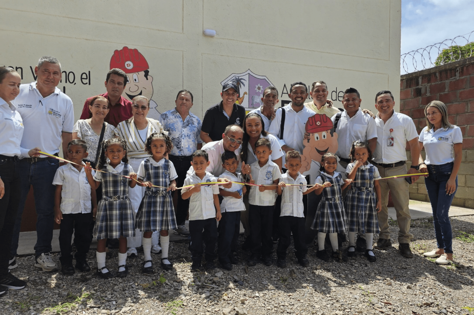 Drummond entregó Jardín Infantil ’18 de Febrero’ en Bosconia Drummond entregó Jardín Infantil ’18 de Febrero’ en Bosconia