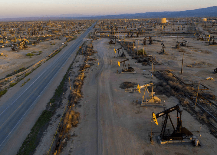 S&P 500 Gains and Losses Today: Oil Stocks Surge Amid Global Tensions, Summer Demand