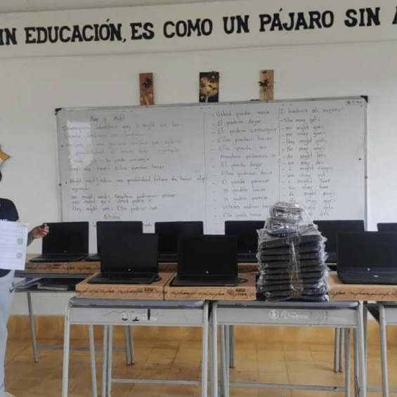 Fiduprevisora y Hocol entregan dotaciones por $7.800 millones a escuelas antioqueñas en obras por impuestos Fiduprevisora y Hocol entregan dotaciones por $7.800 millones a escuelas antioqueñas en obras por impuestos