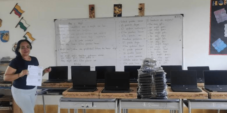 Fiduprevisora y Hocol entregan dotaciones por $7.800 millones a escuelas antioqueñas en obras por impuestos Fiduprevisora y Hocol entregan dotaciones por $7.800 millones a escuelas antioqueñas en obras por impuestos