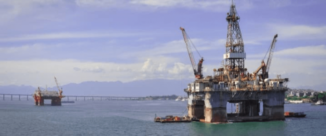 Kuwait anuncia un gran descubrimiento de petróleo y gas en alta mar. Kuwait anuncia un gran descubrimiento de petróleo y gas en alta mar.