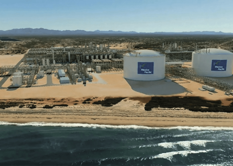 México Pacific firma acuerdo de compraventa de gas natural licuado con la coreana POSCO