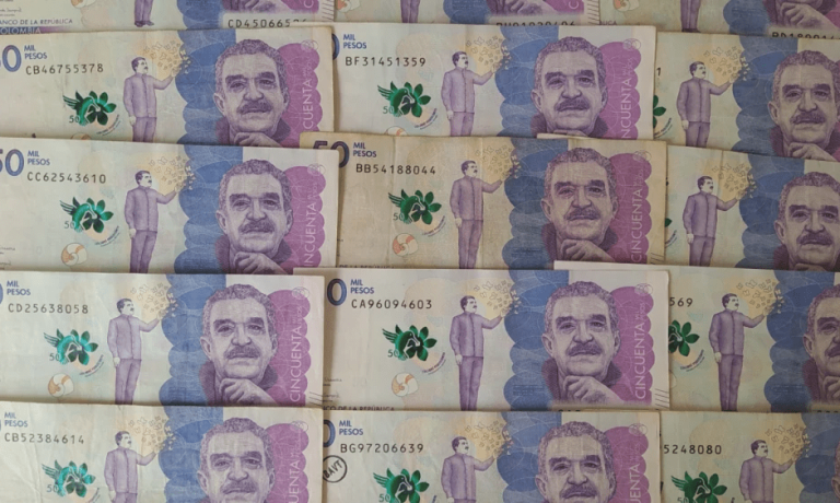 Gremios piden agregar $2 billones al presupuesto de 2025 para energía eléctrica Gremios piden agregar $2 billones al presupuesto de 2025 para energía eléctrica