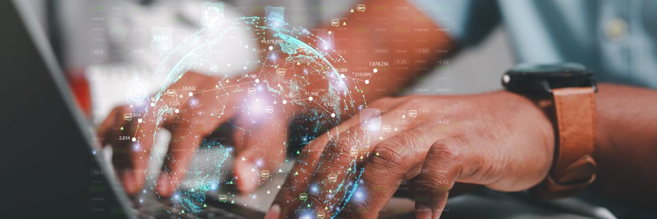 concept of achieving goals Businessman presenting business inves