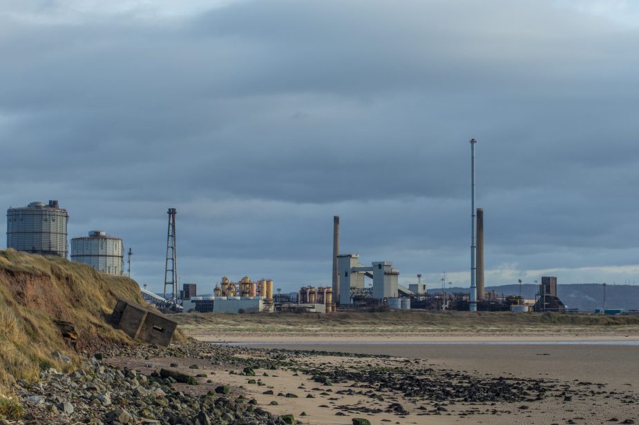 edificios-en-la-ciudad-contra-el-cielo