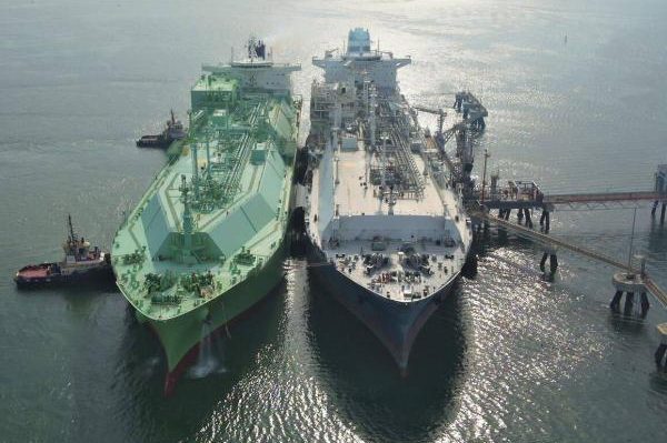 648b4bdf81c3d.r_d.811-419