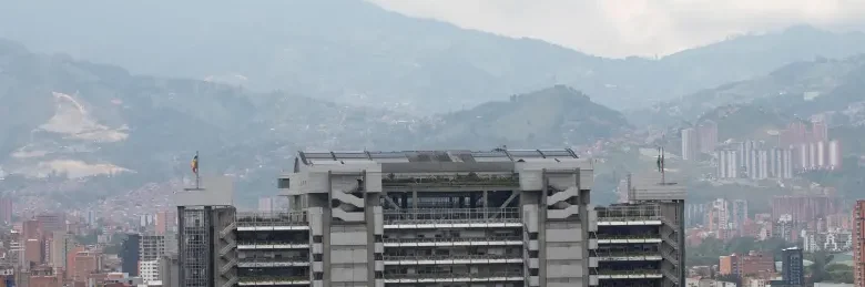 contaminacion-en-medellin-y-el-valle-de-aburra-eg-32_49163442_20251104155007