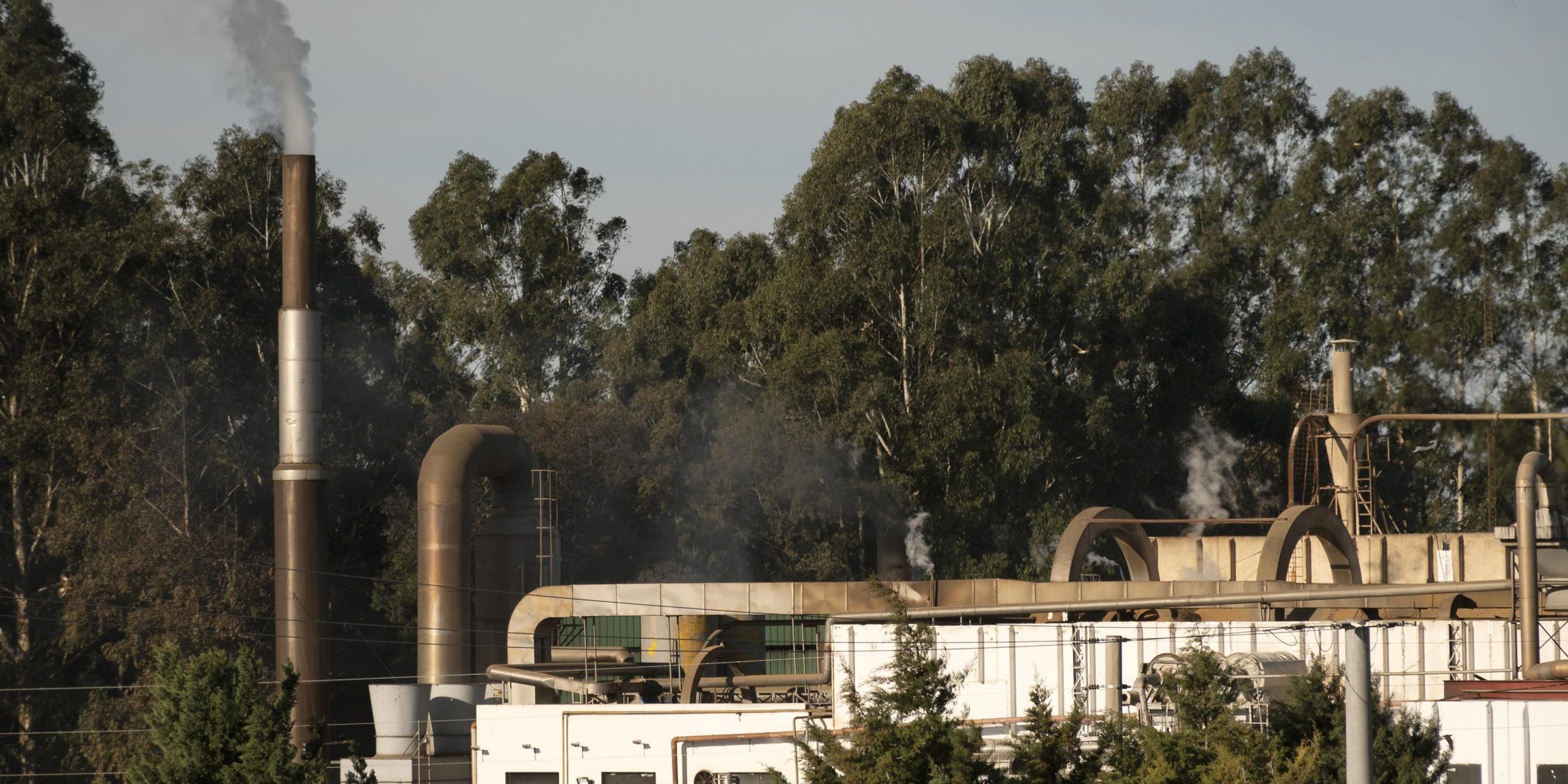 concepto-de-contaminacion-de-las-emisiones-de-la-fabrica