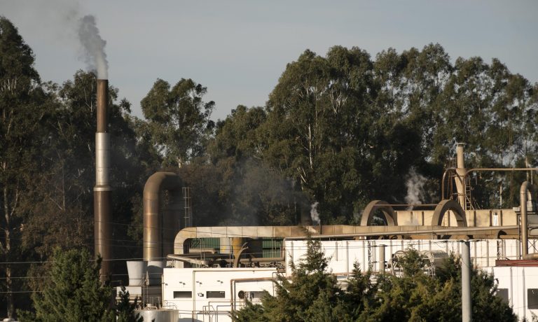 concepto-de-contaminacion-de-las-emisiones-de-la-fabrica