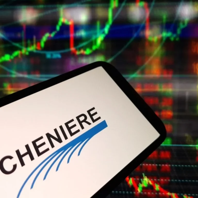 Exportaciones-de-GNL-impulsan-previsiones-de-Cheniere